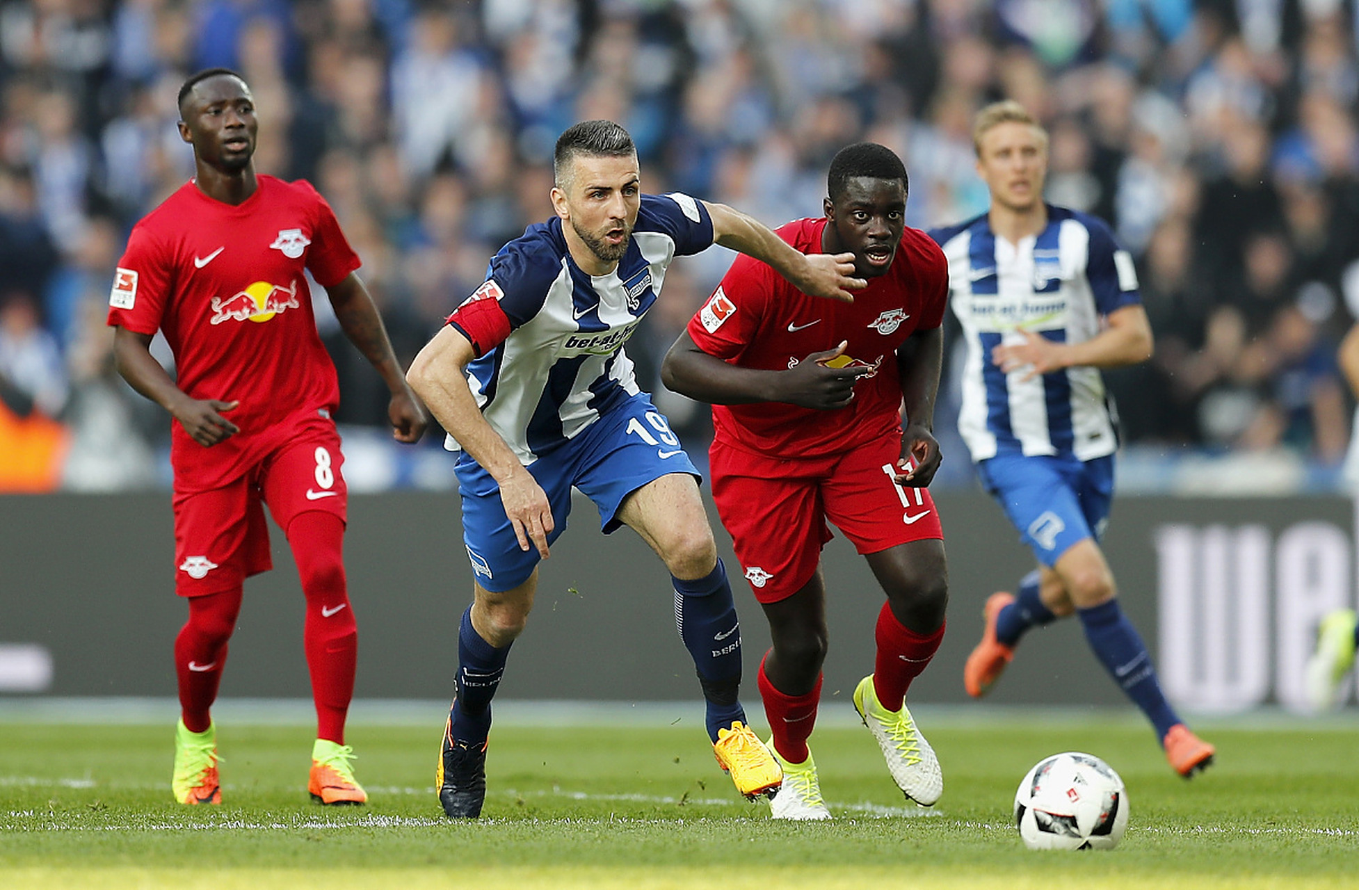 关于门兴主场大胜对手,表现抢眼的信息 关于门兴主场大胜对手,表现抢眼的信息