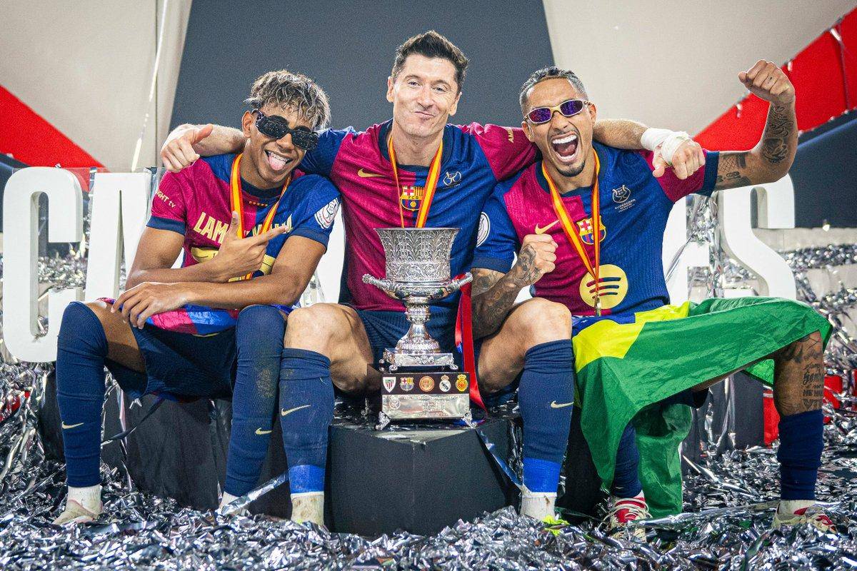 关于巴塞罗那队员展现技术，西班牙超级杯战绩斐然的信息