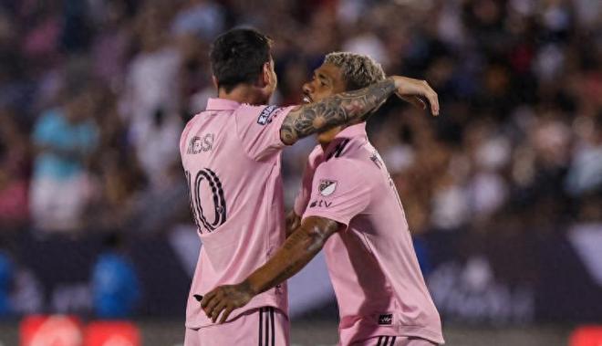 爱游戏app下载-关于战术娴熟，球队合作默契，取得胜利引发欢呼的信息